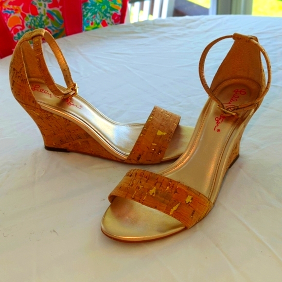 Lilly Pulitzer Shoes - Lilly Pulitzer nearly new cork straps/wedge with gold metallic accents.Beautiful